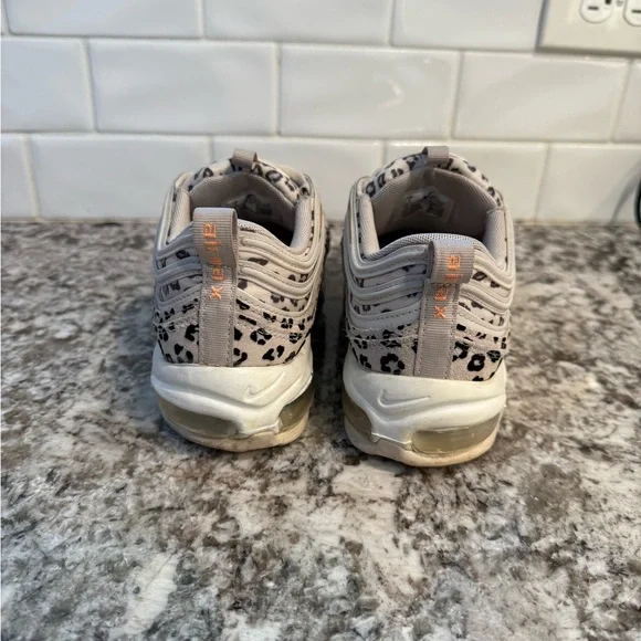 Women’s Nike Air Max 97 ‘Leopard’ (size 9) - Picture 3 of 8